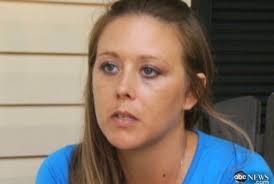 Abbi Bonds's Instagram, Twitter & Facebook