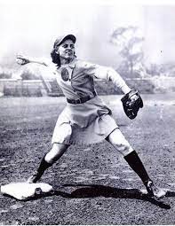 Flint native Sophie Kurys remembered for stealing bases, winning title in  All-American Girls Professional Baseball League - mlive.com