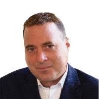 Kevin Meeks's Instagram, Twitter & Facebook