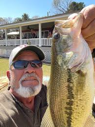 Downtown Toledo the day of a fishing tournament