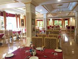 ⭐️⭐️⭐️⭐️ set on a sprawling 20 acres of lush foliage and landscaped lawns. Interior Picture Of The Windsor Castle Kottayam Tripadvisor