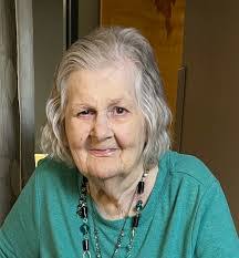 Brenda Dees's Instagram, Twitter & Facebook