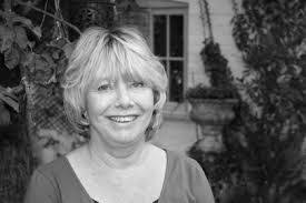 Maria Hooper's Instagram, Twitter & Facebook