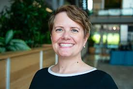 Erin Sparks's Instagram, Twitter & Facebook