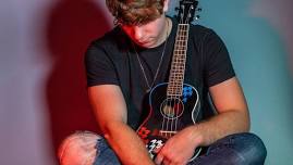 Live music: Dakota Smart
