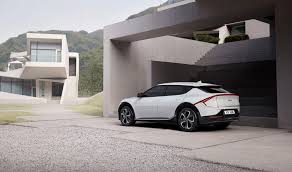 Intended as a hyundai subbrand, the ioniq moniker also applies to a. Are The 2022 Kia Ev6 And The Hyundai Ioniq 5 The Same Car