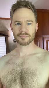 Aaron Ashmore