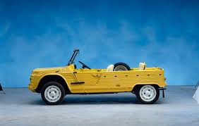 Take Your Dromedary To The Beach Stylepark Beach Cars Classic Cars Car Photos