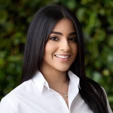 Excited to share my recent promotion with 1 Hotels South Beach as Group  Sales Manager! Thank you so much to my leaders Joey Rojas and Fernando Cerna  for this opportunity. I could