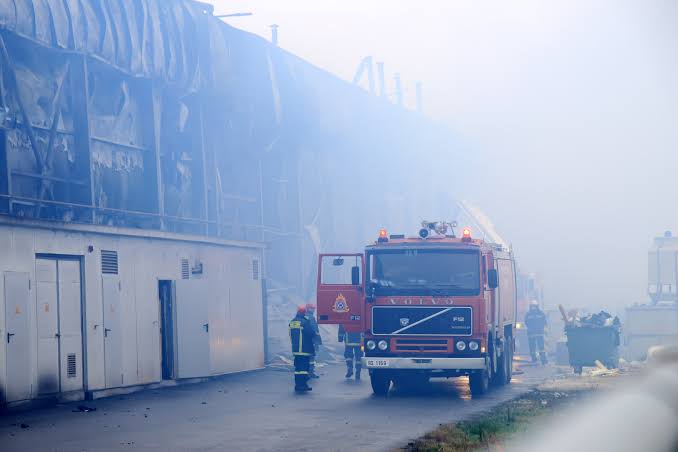 Explosion at Cookie Factory in Central Greece, Five Dead - tovima.com