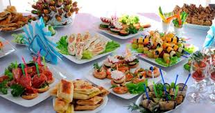 как накрыть стол на день рождения дешево и вкусно Bystrye Recepty Na Den Rozhdeniya Shikarnyj Prazdnik Bez Hlopot Bystrye Recepty Zakuski Eda Dlya Vecherinki
