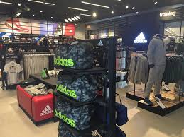 Prin alegerea opțiunii salvează setări. Noul Magazin Adidas Va Asteapta In Ploiesti Shopping City Facebook