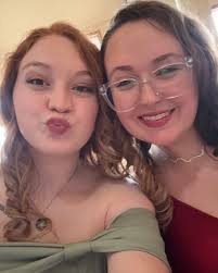 Shout out to @coloredbycarmen for literally bringing my vision to life. I  was her first ever natural red and let me tell you she killed it! And she  was super great during