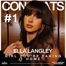 Luke Combs is here hanging out with us at Margaritaville