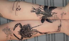 Anything from a small heart, to a delicate flower, will work fantastically in this spot. 12 Fascinating Scientific Illustration Tattoos Tattoo Com