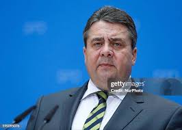 153 Vorsitzender Parteivorsitzender Stock Photos, High-Res Pictures, and  Images