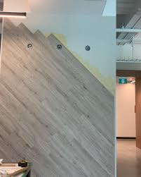 Jetzt laminat flooring angebote durchstöbern & online kaufen. Vinyl Feature Wall Installed At Advance Tile Hardwood Facebook