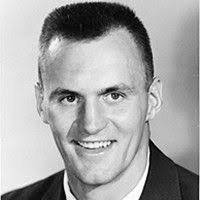 Thomas D McNamee (1929-2017)