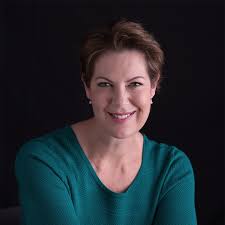 Barbara Rennie's Instagram, Twitter & Facebook