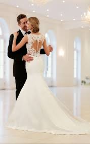 Check spelling or type a new query. Wedding Dresses Elegant Sparkling Fit And Flare Wedding Dress Stella York Kleider Hochzeit Braut Hochzeit Kleidung