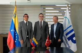 Alex Saab | Con el liderazgo del presidente @nicolasmaduro la economía venezolana creció un 9% con oxigeno propio. Y se firmaron, para los próximos... | Instagram