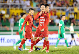 Các cầu thủ luôn thể hiện tinh thần thi đấu máu lửa. VÄƒn Toan Va Nhá»¯ng Ká»· Niá»‡m Nhá»› Ä'á»i Bá»‹ Nháº¯c Nhá»Ÿ Vi Dá»— Báº¡n Gai Khi Ä'ang Ä'a Cho U23 Viá»‡t Nam Ä'áº¿n Ä'áº©y Trá»ng Tai Suyt Pháº£i Tráº£ Gia