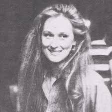 i want to be loretta when i get older pls #merylstreepedit #fy #wlw #fyp  #film #tv #merylstreep #film #theatre #capcut #viral #capcutedit #ww  #theoscars #olderwomen #foryou #edits #filmedit ...