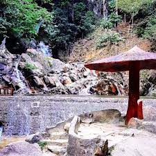 Discovered in 1895, the waterfall has been spruced up into a forest recreational park called hutan lipur jeram toi. Hutan Lipur Jeram Toi 43 Conseils De 1161 Visiteurs