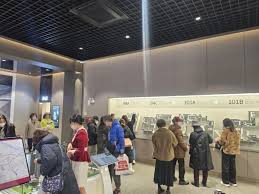 분양현장] 부천도 국평 8억 넘는다… 방문객 몰린 '소사역 롯데캐슬 더 뉴엘' - 비즈트리뷴