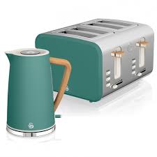Swan Nordic Set Desayuno Hervidor De Agua Inalambrico 1 7l 2200w Tostadora Pan Ranura Ancha 4 Rebanadas 3 Funciones Diseno Moderno Efecto Madera Verde Con Ofertas En Carrefour Las Mejores Ofertas De Carrefour