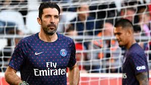 Буффон джанлуиджи (gianluigi buffon) футбол вратарь италия 28.01.1978. Ligue 1 News Fingerzeig Fur Die Trapp Zukunft Buffon Verlasst Psg