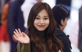 About 154 results (0.19 seconds). Tzuyu Twice Curhat Di Instagram Galau Soal Perasaannya