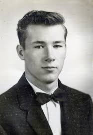 Fern Dutton's Instagram, Twitter & Facebook