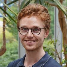 Scott Hosking's Instagram, Twitter & Facebook