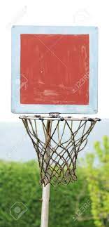 Basketballkorb für den garten online kaufen. Basketballkorb In Einem Garten Des Furstentums Von Asturias Spanien Lizenzfreie Fotos Bilder Und Stock Fotografie Image 92527761