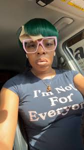 Wigging it in 100 degree weather 😂 She still CUTE though 😂😂  #messiahhairglam #funnyvideos #getphelltup #wigsbythehairmessiah  #styledbyphelloniece #HairByMessiah #messiahhairmagic