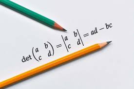 Menentukan determinan matriks persegi 4x4 sanggup dilakukan dengan memakai metode perluasan kofaktor. Cara Menghitung Determinan Matriks Metode Sarrus Dan Kofaktor Halaman All Kompas Com