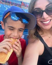 Michelle Dubin (@michellekdubin) • Threads, Say more