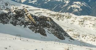 Szinkronizált,amerikai vígjáték 90 perc (2005) nick, aki utálja a gyerekeket. Kitzsteinhorn The Glacier Park Is Ready For Action Snowpark Kitzsteinhorn