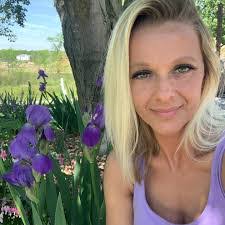 Lacey Kramer's Instagram, Twitter & Facebook