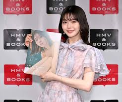 市川美織」5年ぶりのセカンド写真集『果汁 29％』発売記念イベントを開催！ | media-iz メディア・アイズ