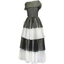 Sale Clearance 1940s Masquerade Ball Gown Black Tie Dress Black 101 Liked On Polyvore Fea With Images Black And White Evening Dresses Dresses White Evening Gowns