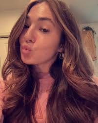 Slow and steady ❤️‍🔥 Coach: @chloepickford_ifbbpro #aspiringwellness  #glutes #quads #gymmotivation #greenvillesc #legs #fyp #wellnessjourney  #gymgirl #girlswholift #lifestyle