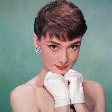 El musical Buscando a Audrey debuta en Madrid en 2025: "No es la biografía  de Hepburn, es la biografía de su leyenda"