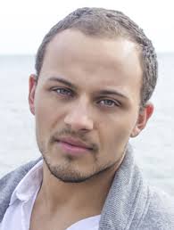 Show Program_v1.indd