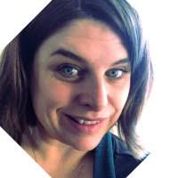 100+ perfiles de «Danielle Blake»