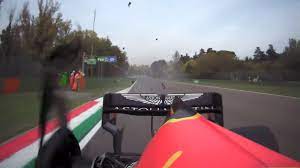A plusieurs reprises, max verstappen et lewis hamilton se sont livrés des duels dans les premiers tours des courses cette saison (imola verstappen se rend à l'hôpital. Pirelli Confirm Cause Of Max Verstappen S Dramatic Imola Retirement Formula 1