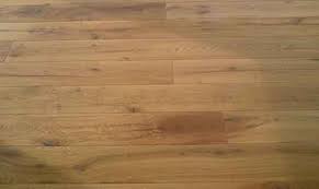 Verlegst du das laminat zum beispiel in einem langen flur, entscheidest du dich, das laminat in genauso wichtig ist, dass der boden gerade ist. Laminat Lemgo Wir Verlegen Laminat In Lemgo