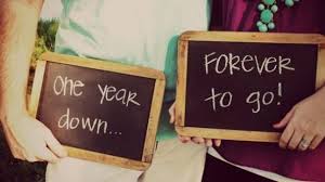 If you are planning to celebrate your first anniversary in the most romantic way, we are here to help you out. 6 Great First Year Anniversary Ideas To Impress Other Thatsweetgift