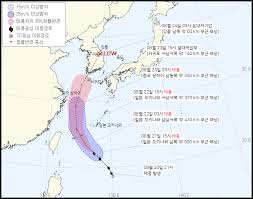 Jun 27, 2021 · 이 문서는 2000년부터 사용되기 시작한 태풍의 이름을 모아 놓은 문서로, 각 태풍 이름 문서의 상위 문서 역할을 겸하고 있으며, 위키백과의 '열대 저기압 이름의 목록' 문서와 네이버 백과사전의 '태풍' 문서를 참고하였다. Jcum7id7ezc4qm